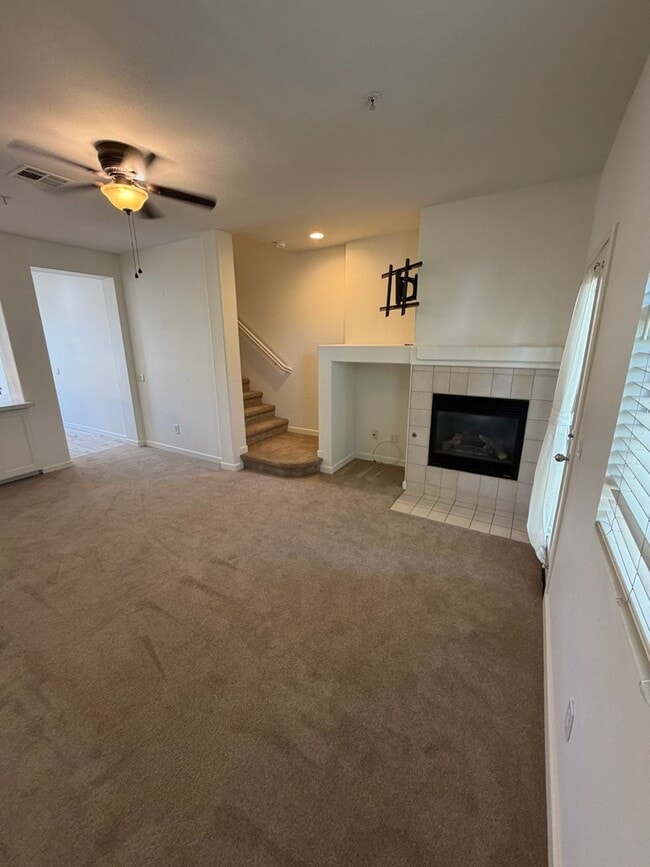 Photo - 172 Beach Side Ct