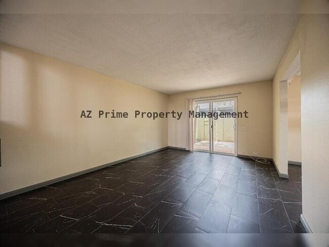 Photo - 4710 N 10th Pl