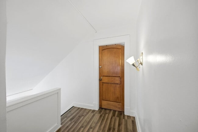 Photo - 2209 Summit St