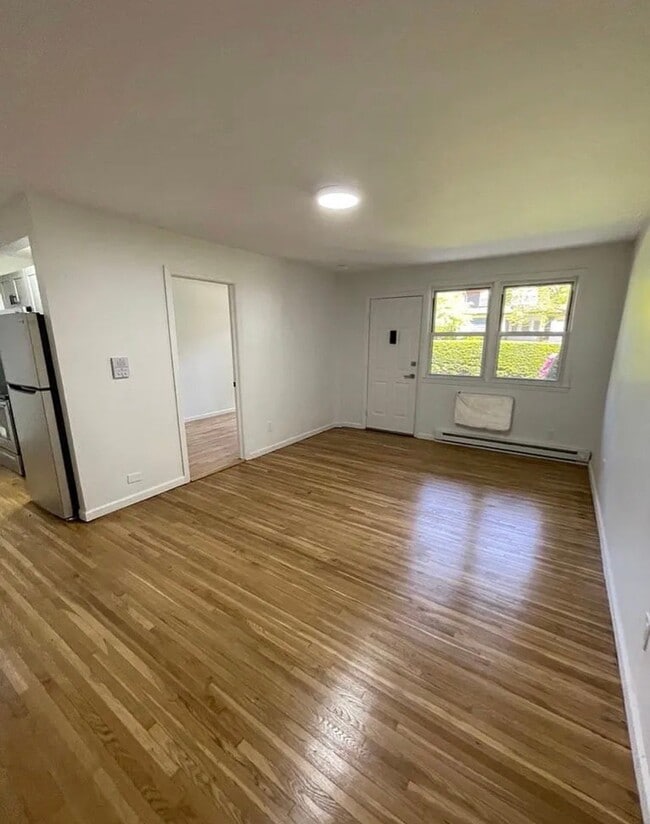 30 Archer Ave Unit 1C