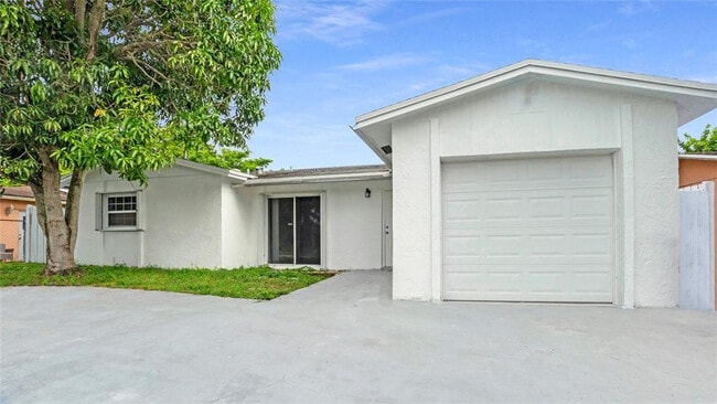 Photo - 8241 SW 3rd Ct