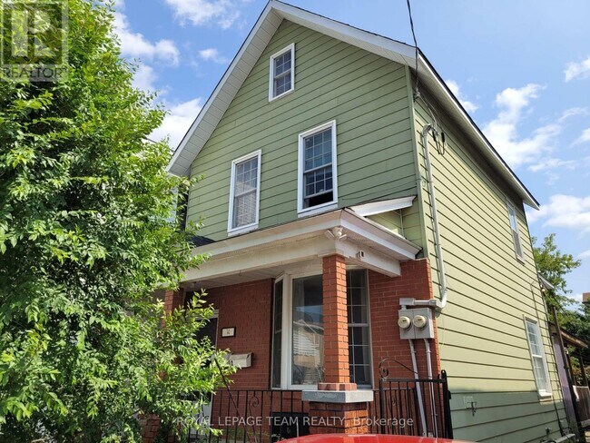 Photo - 14 Poplar St Unit 1