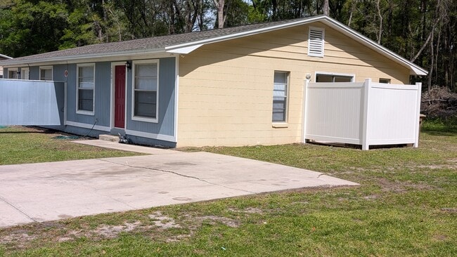 Photo - 2601 NE 23rd Ave