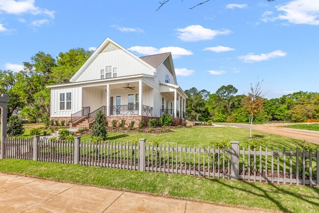 Photo - Great Southwood Home
