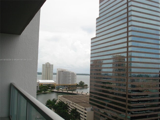 Photo - 500 Brickell Ave Condo Unit 2008