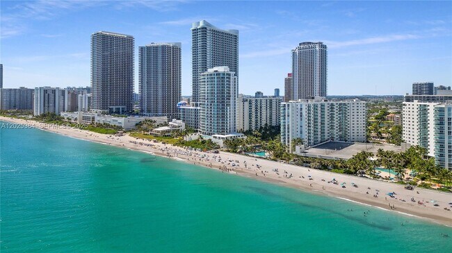 Building Photo - 4001 S Ocean Dr Unit 3P