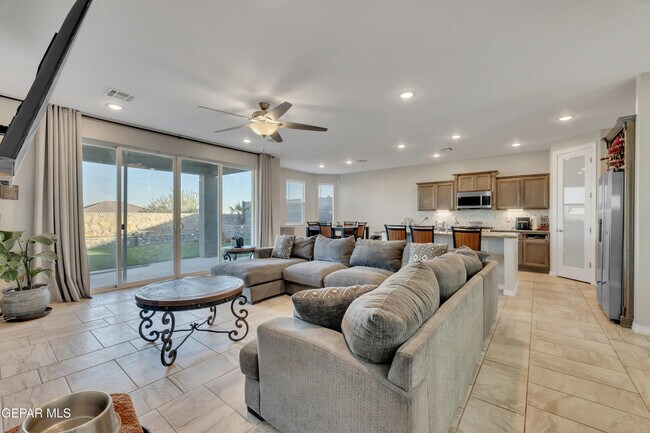 Photo - 912 Crystal Deer Dr
