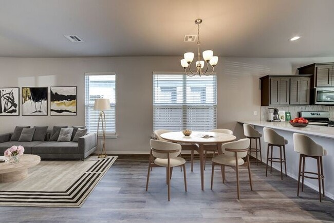 Luxury townhomes near TU and Mother Road M... - Luxury townhomes near TU and Mother Road M...