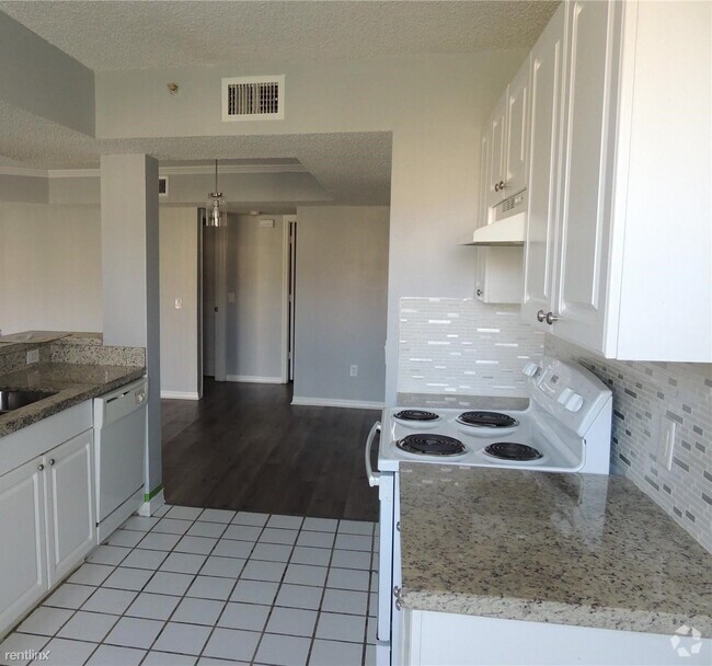 Building Photo - 2 br, 2 bath Condo - 9640 NW 2nd St # 5-114 Unit 5-114