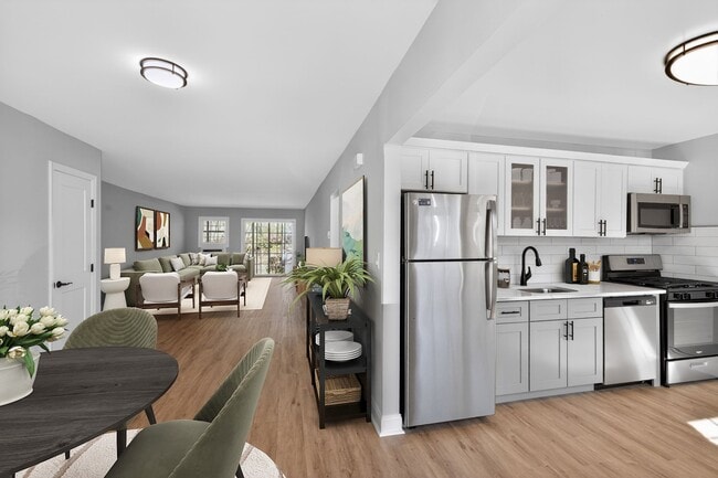 Welcome to Eagle Rock Apartments at Woodbury, where modern design meets comfort. Enjoy spacious interiors, stylish finishes, and a vibrant community atmosphere. Your ideal home awaits—schedule a tour today and see for yourself!