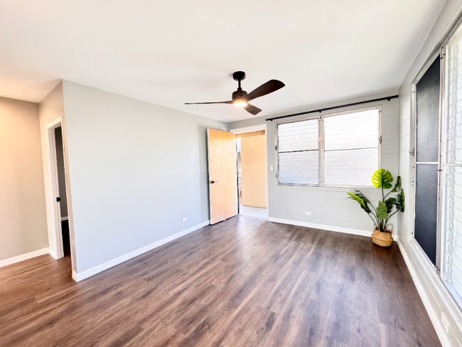 722 University Ave Unit E