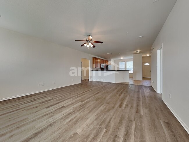 Photo - 2006 Overview Dr