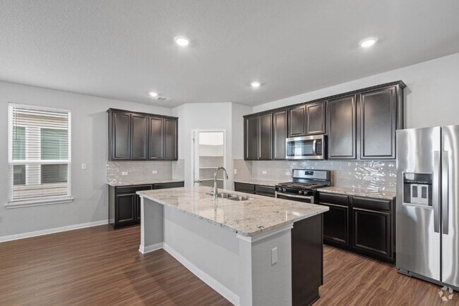 Building Photo - 115 Sawtooth Mountain Way Rental