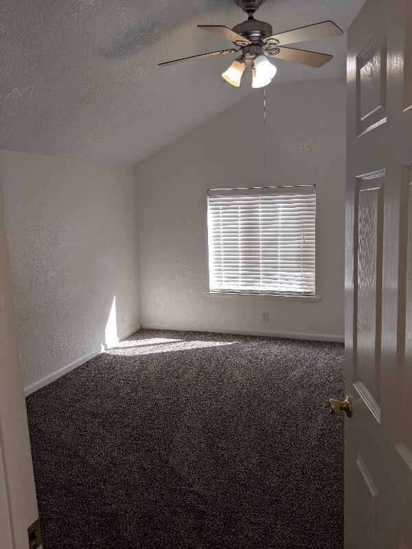 Photo - 7529 Walnut Dr