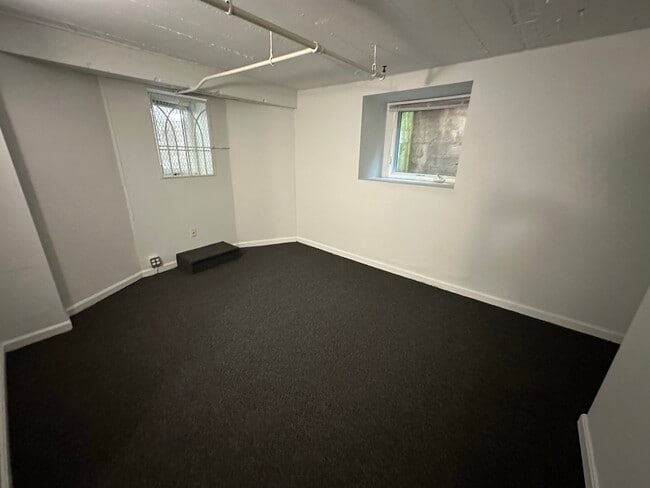 Building Photo - 32 Worthington St Unit 1 Rental