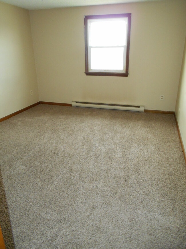 Photo - 6557 Lincoln Ave