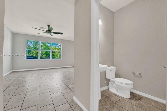 Photo - 4764 Eucalyptus Dr