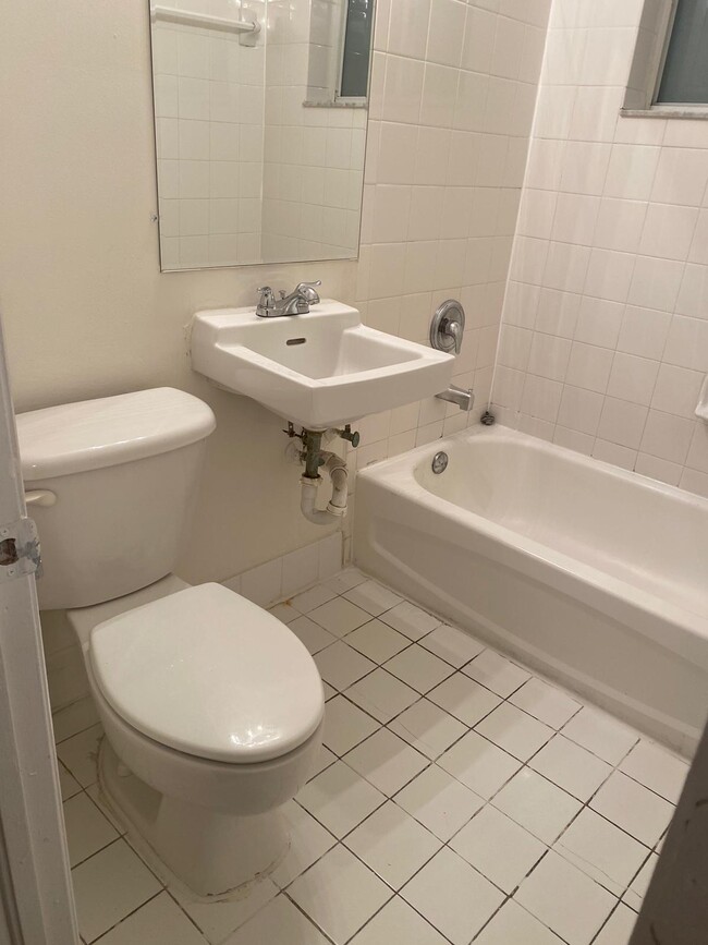 Photo - 2080 NE 167th St Unit 9