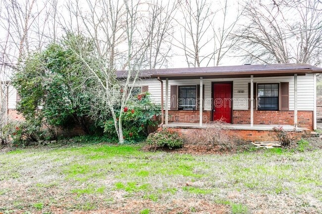 Photo - 2404 Robinson Rd