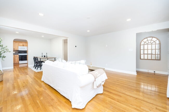 Photo - 43 Arnold Way Unit 43