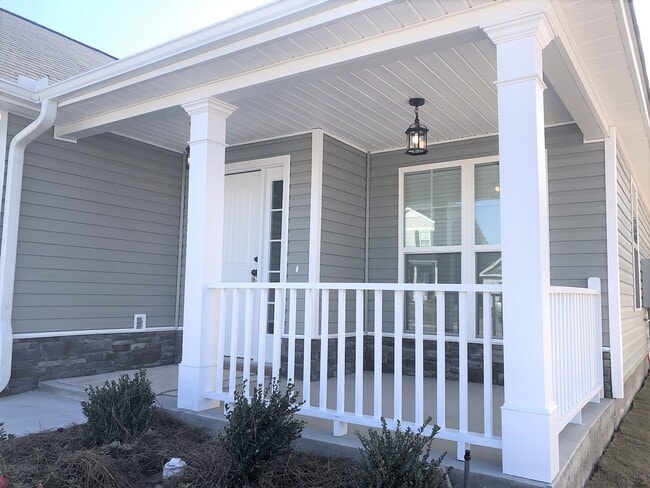 Photo - 851 Goodale Dr