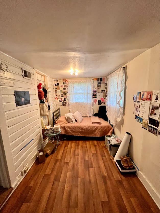 Photo - 428 Richards St NW