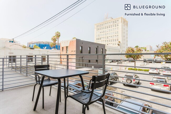 201 The Promenade N Unit SI FL2-ID1256