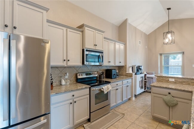 Photo - 3315 Vineyard Trail