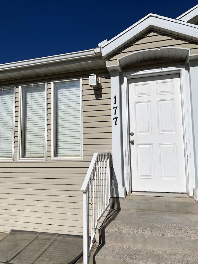 Building Photo - 177 N 600 W