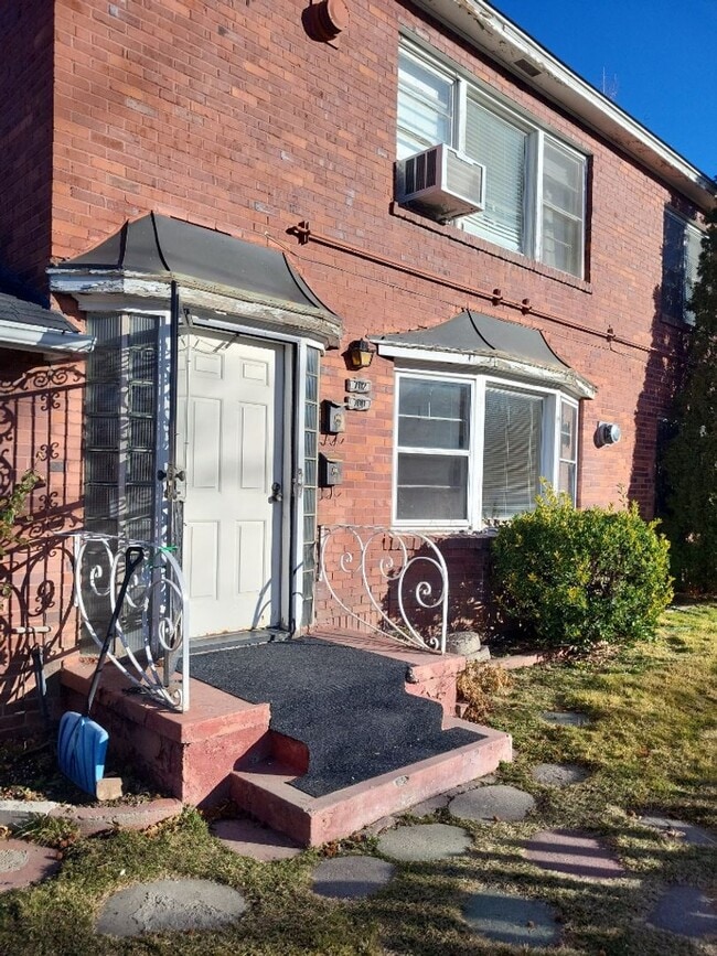 Building Photo - 700-722 Gordon Avenue Unit 700 Gordon Avenue
