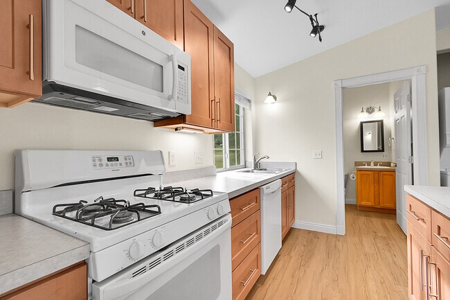 Photo - 50 Spruce Dr