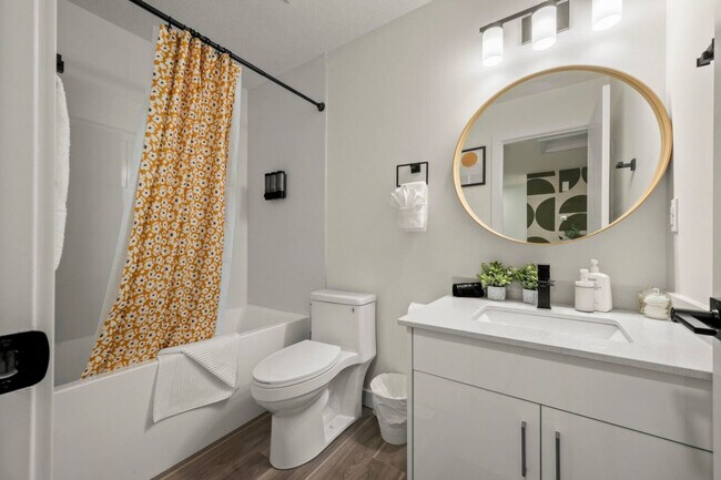 Photo - 10749-10773 73 Ave NW Unit ID1317343P