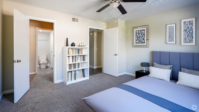 Building Photo - Sycamore Villas Rental