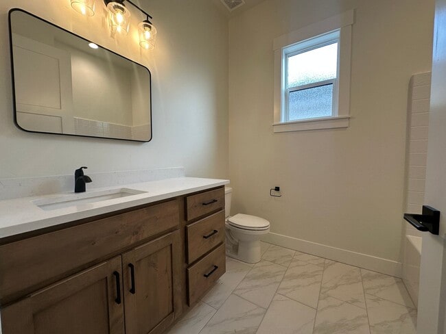 Photo - Beautiful 3bed, 2bath, 1,627sq.ft. home in KUNA