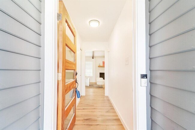 Photo - 8414 Staunton Dr