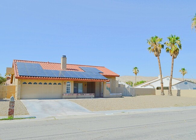 Photo - Charming 3-Bed, 2-Bath Home. - 1306 Sq Ft of Comfort in Cathedral City!"