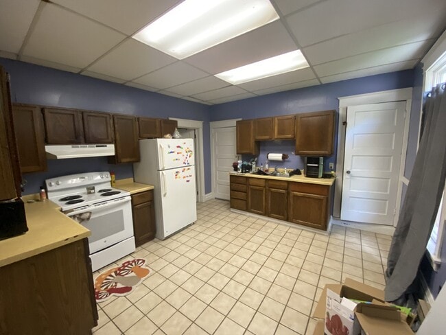 Photo - 3 Bed 2 Bath close to UWEC! Available June...