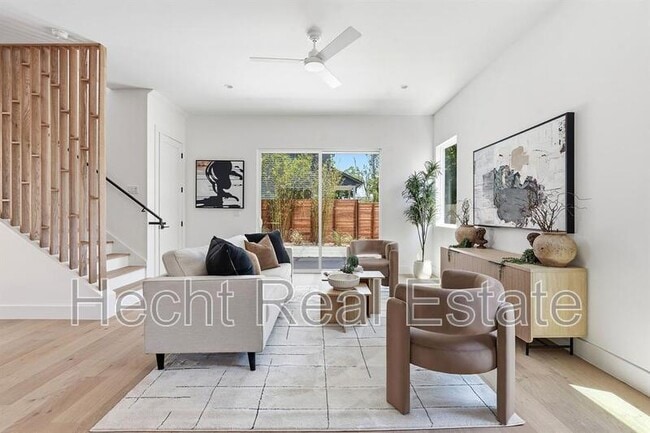 Photo - 502 Normandy St