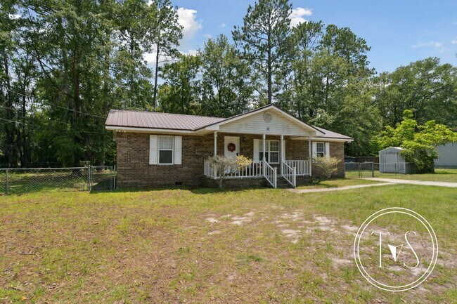 32 Gregory Ct