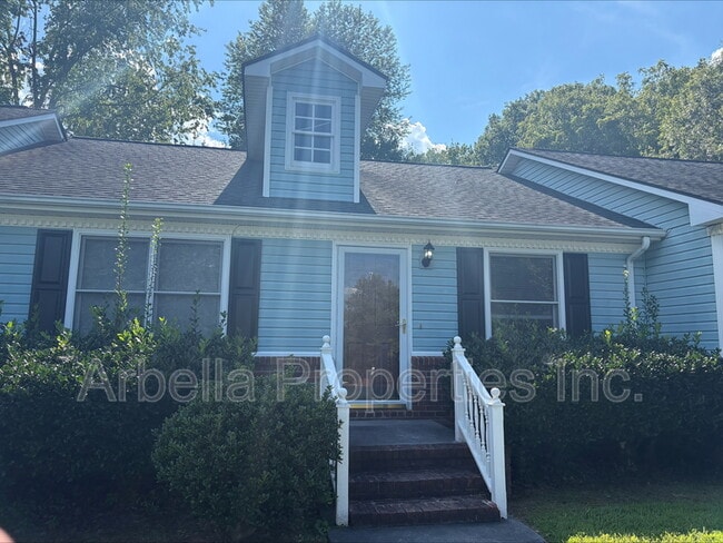 Building Photo - 119 Rowe Ln Unit Apt 7