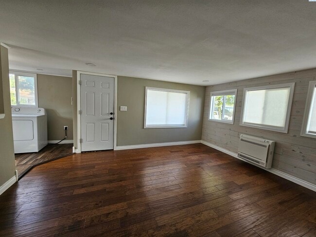 Photo - Charming Central Richland Rambler