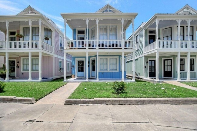 Photo - 1604 Avenue L Apartment Unit 1