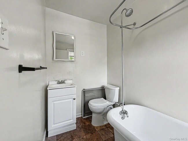Photo - 751 NY-42 Unit 4
