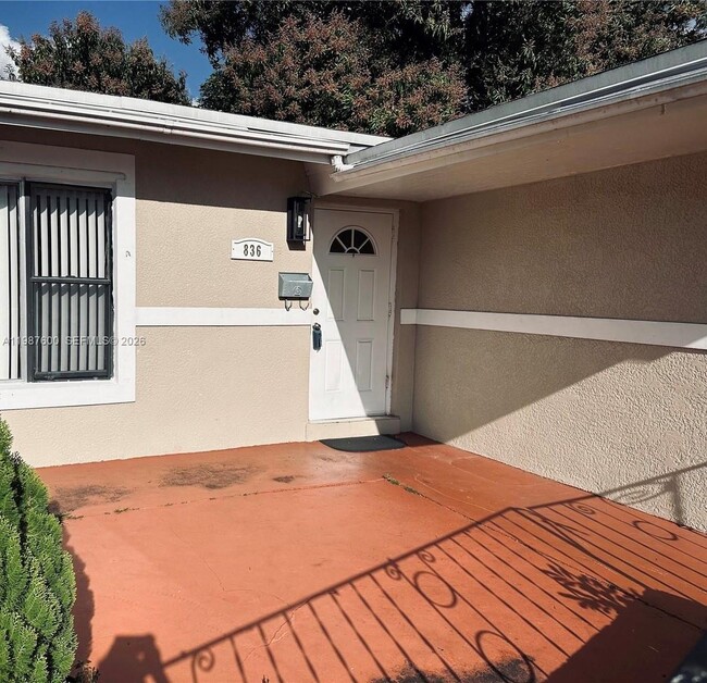 Photo - 836 Pennsylvania Ave