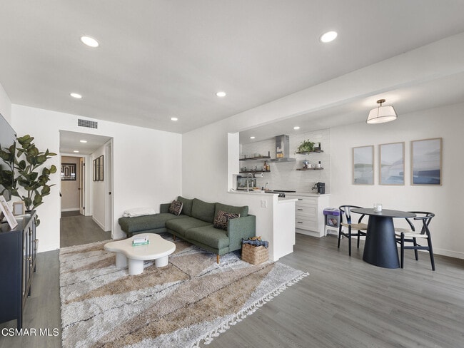 Building Photo - 1218 Kirkford Way