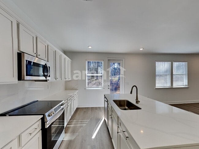 Photo - 1469 Aquamarine Dr