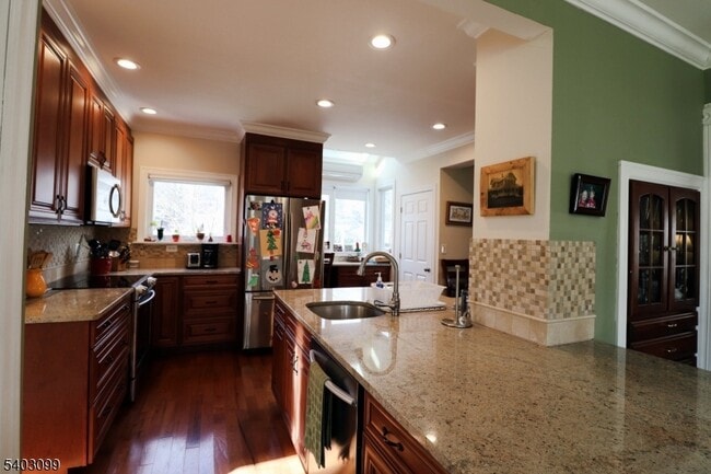 Photo - 236 W Main St