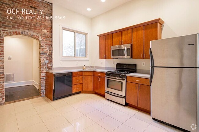 Building Photo - 523 Pine St Unit 1 Rental