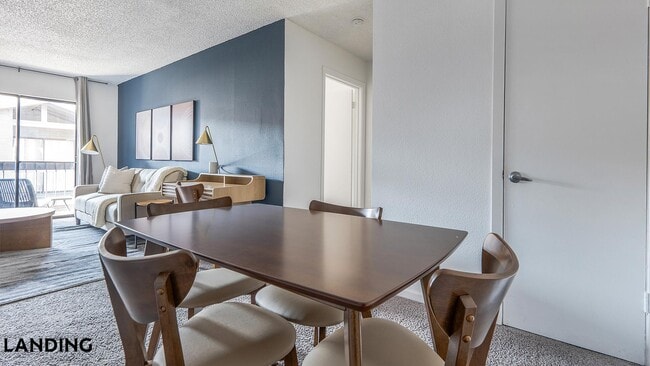 Photo - 1071 Clayton Ln Unidad M1403