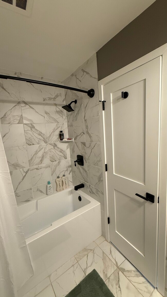 Photo - 3601 Camden St SE